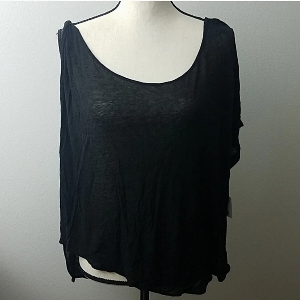 Free People Black Tee Size Medium